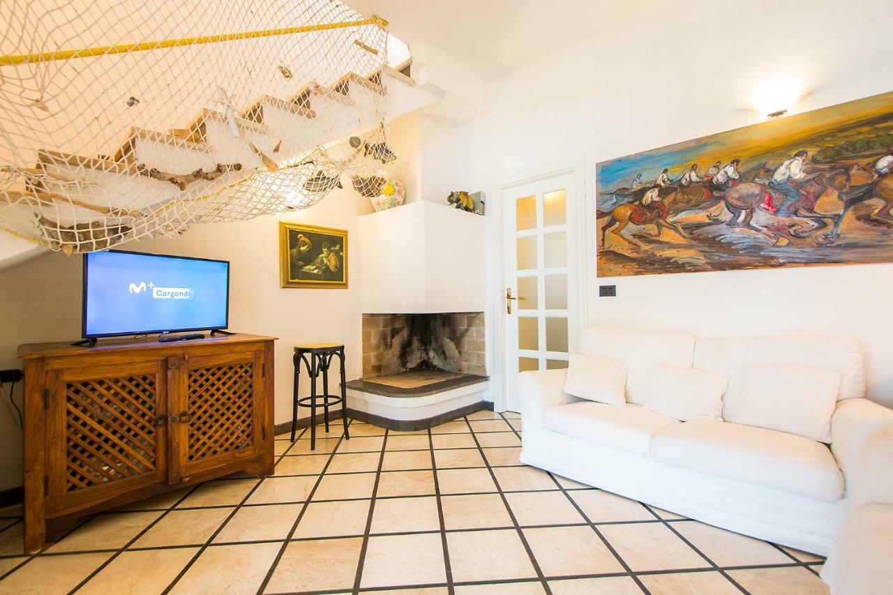 אורוסיי Casa Vacanze Rosa Maria מראה חיצוני תמונה