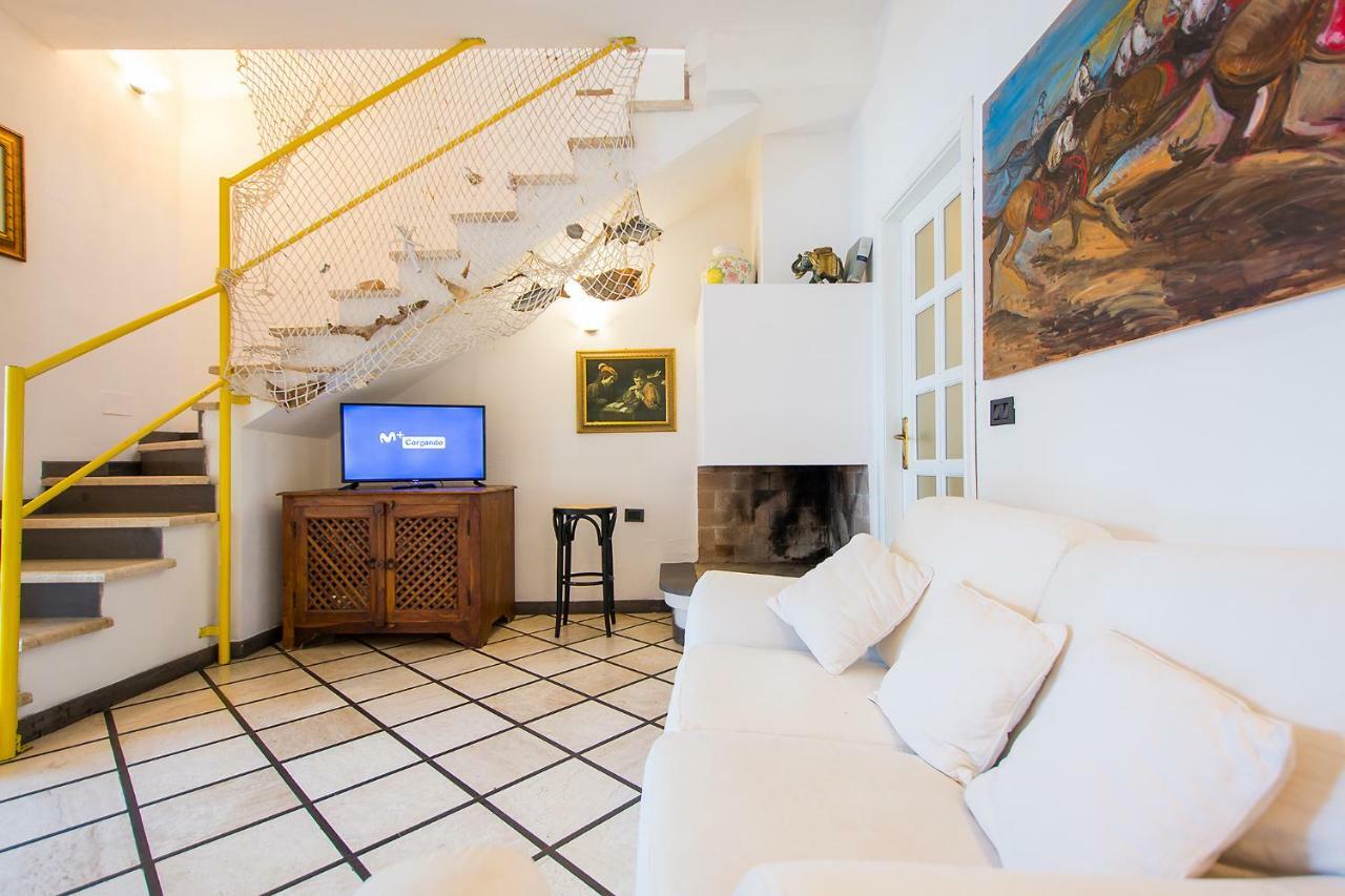 אורוסיי Casa Vacanze Rosa Maria מראה חיצוני תמונה