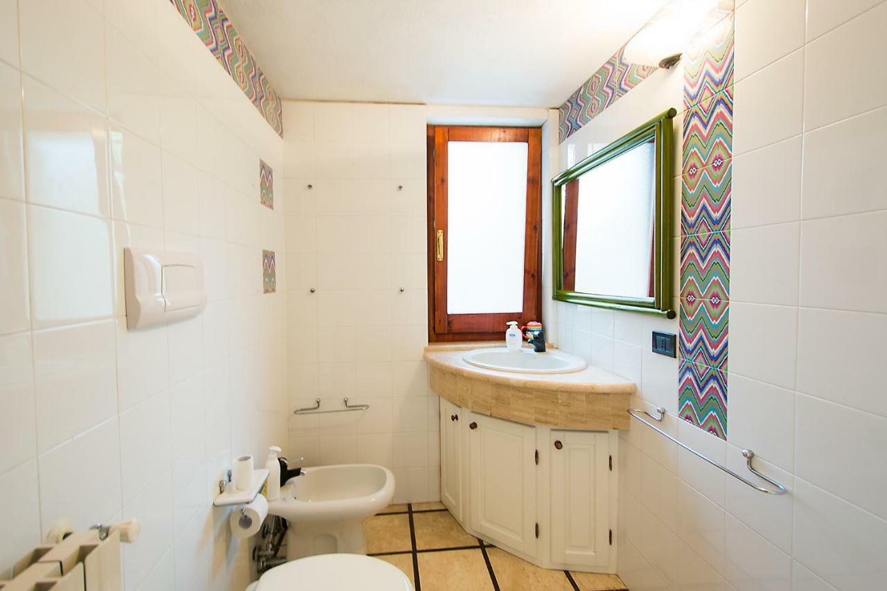 אורוסיי Casa Vacanze Rosa Maria מראה חיצוני תמונה