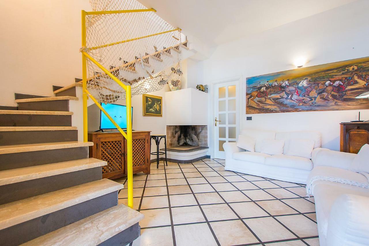 אורוסיי Casa Vacanze Rosa Maria מראה חיצוני תמונה